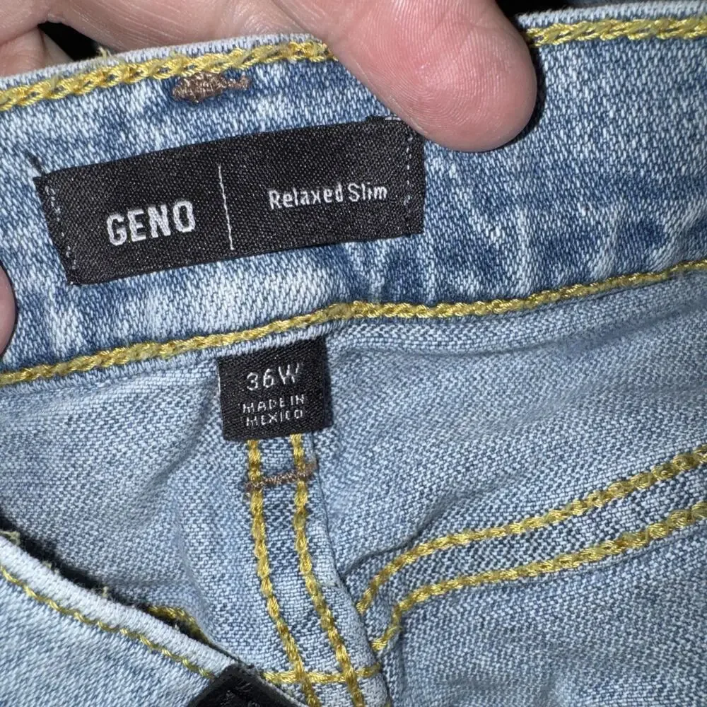 True Religion GENO Relaxed Slim Straight Light Blue Jeans Men size 36W 34L EUC
